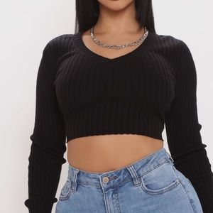 Long sleeve v neck crop sweater